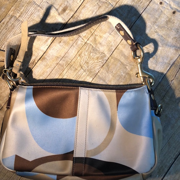 Satin coach bag - Picture 2 of 7